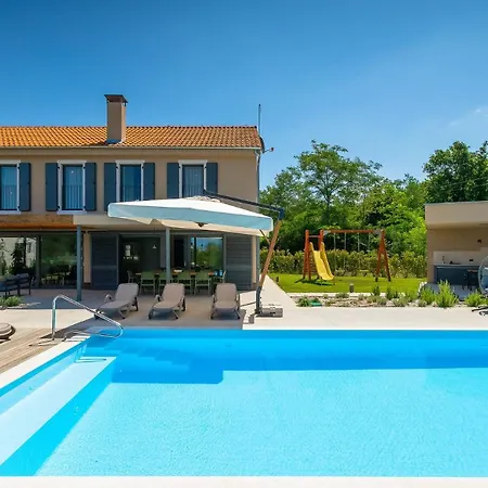 Modern Pinca With Pool&grill In Vizinada Villa